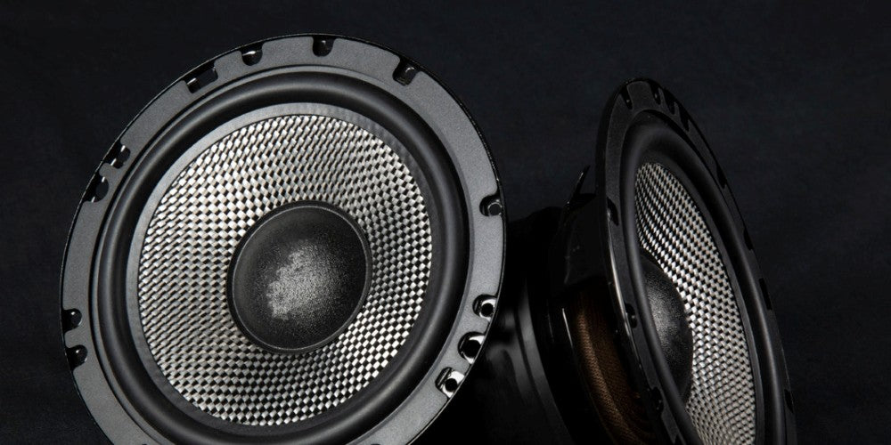 What is the difference between a woofer and a subwoofer?